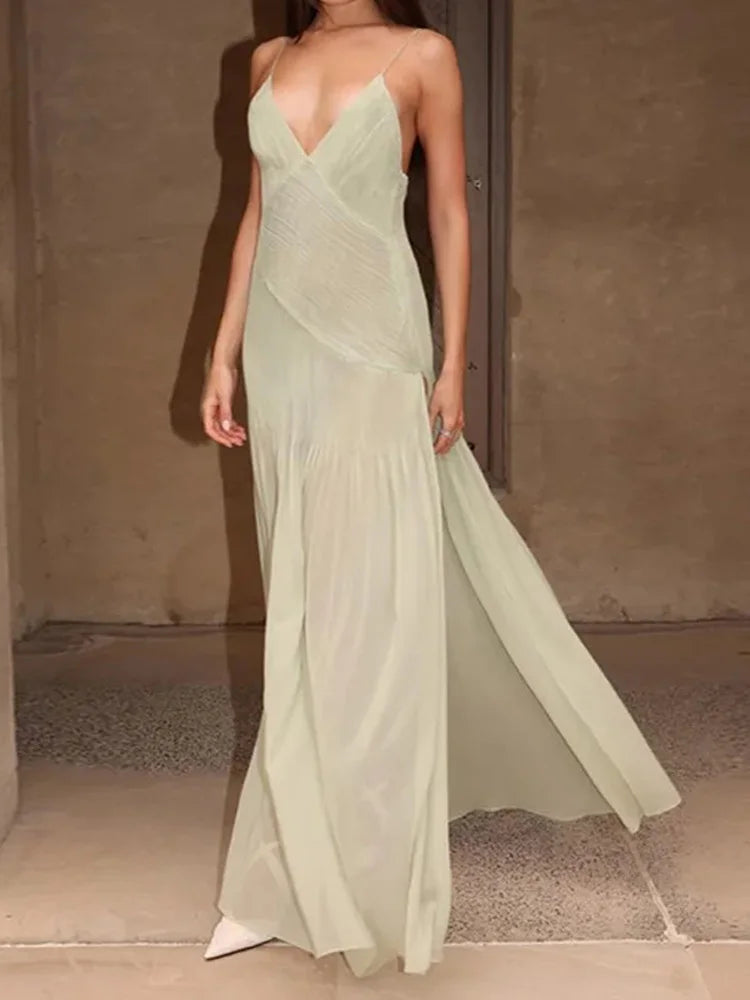 V-Neck Pleated Backless Maxi